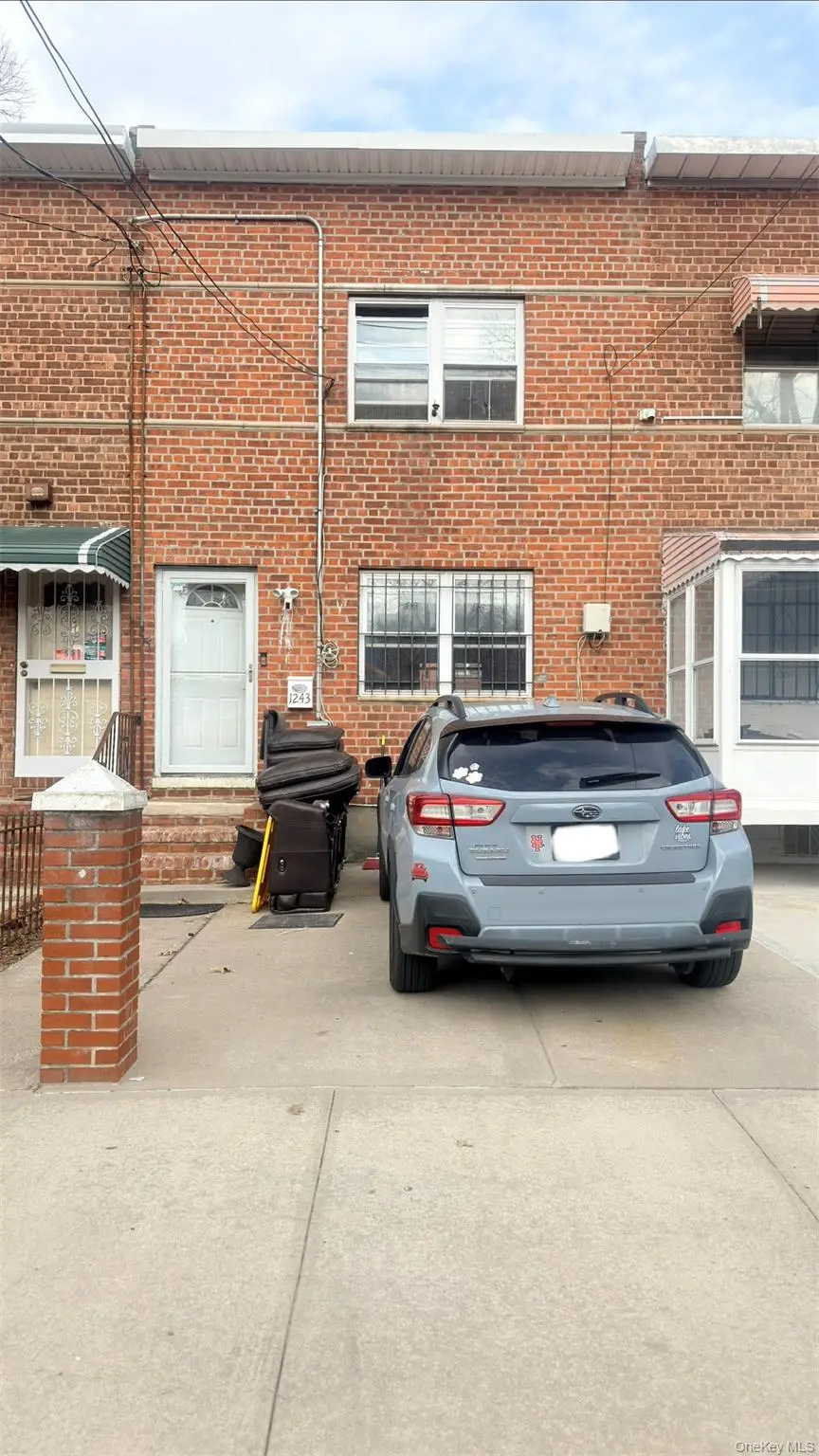1243 E 223rd Street, Bronx, NY 10466 - #1