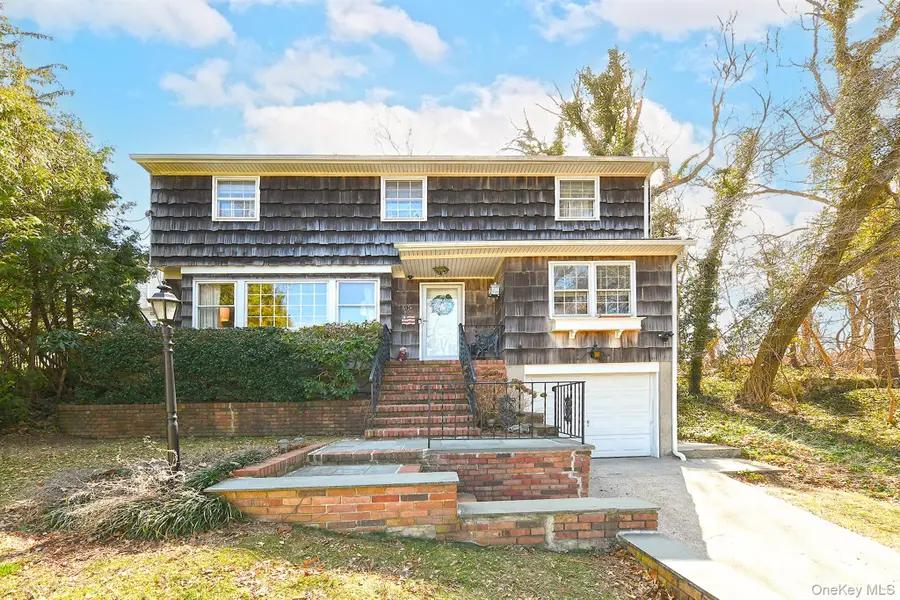 90 E 25th Street, Huntington Station, NY 11746 - #2