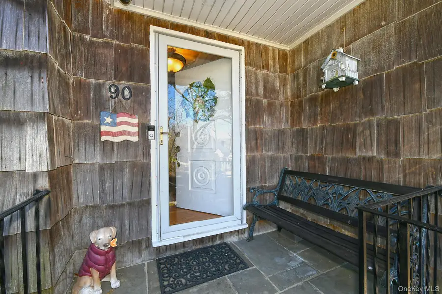 90 E 25th Street, Huntington Station, NY 11746 - #3
