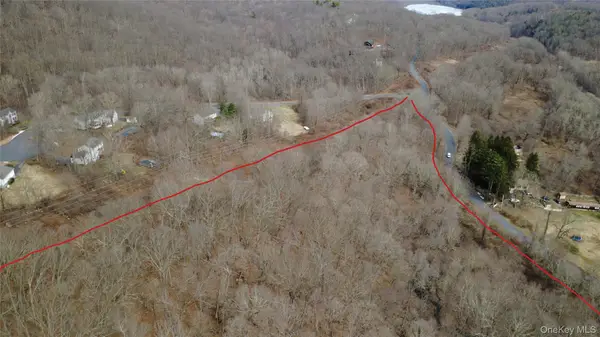 44 Ice Pond Road, Brewster, NY 10509