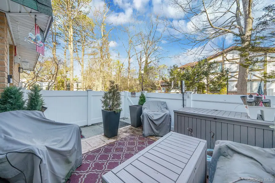 474 Daryl Drive, Medford, NY 11763 - #3