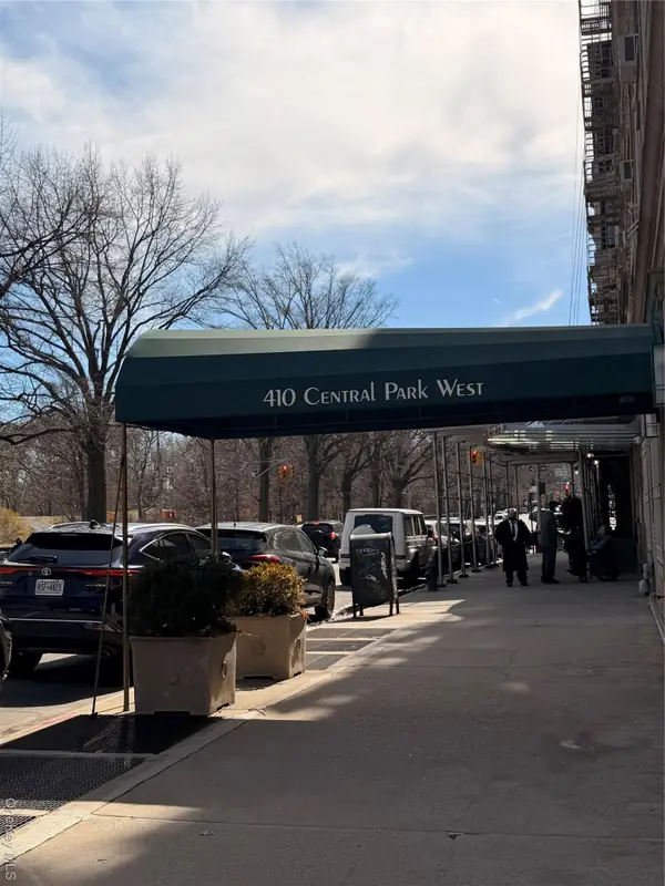 410 Central Park W #1F, New York (Manhattan), NY 10025