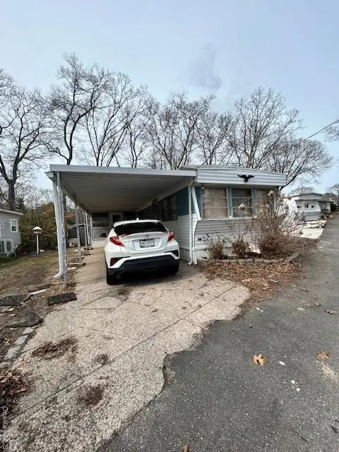 658 Sound Ave #E-5, Calverton, NY 11933 - #1