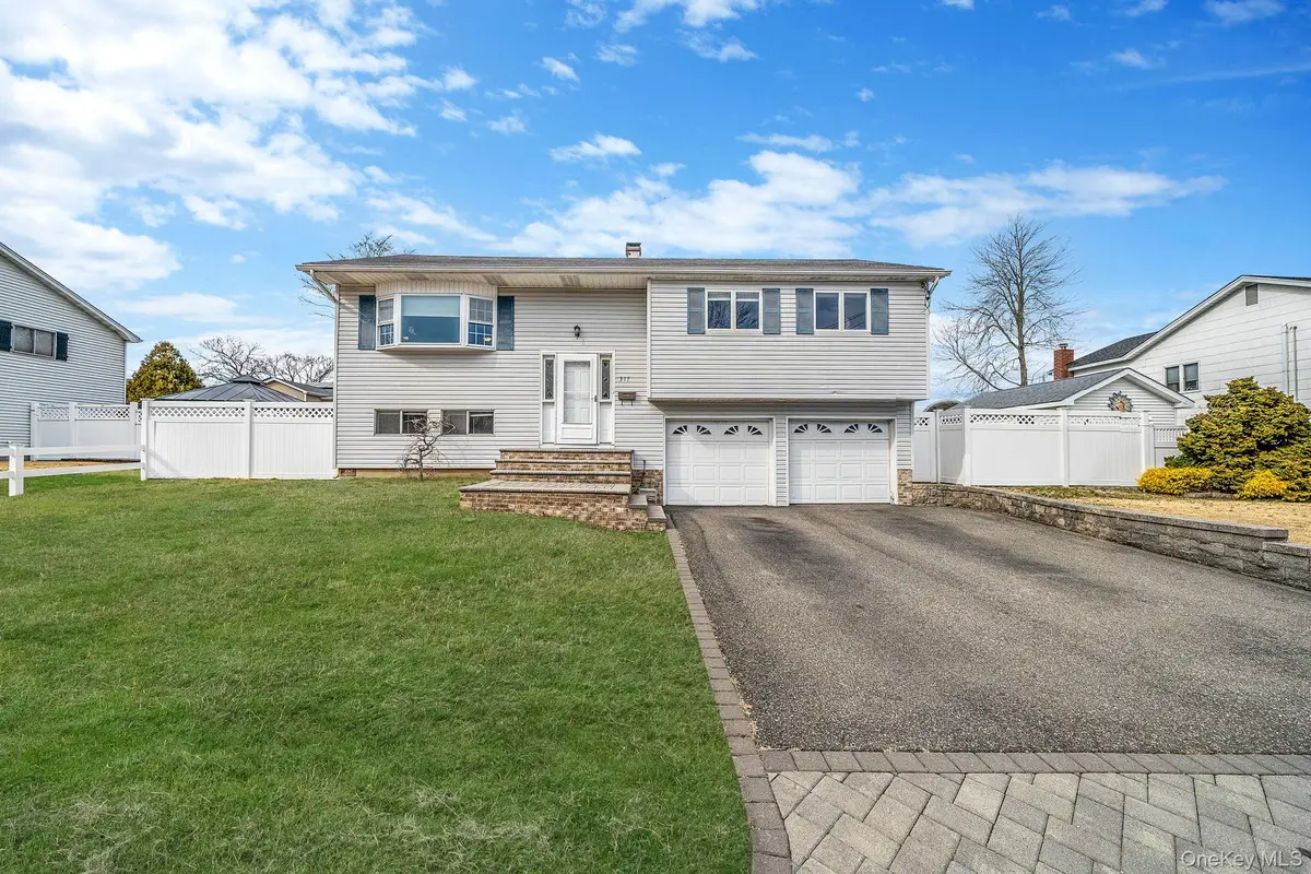 317 Garden City Street, Islip Terrace, NY 11752 - #1