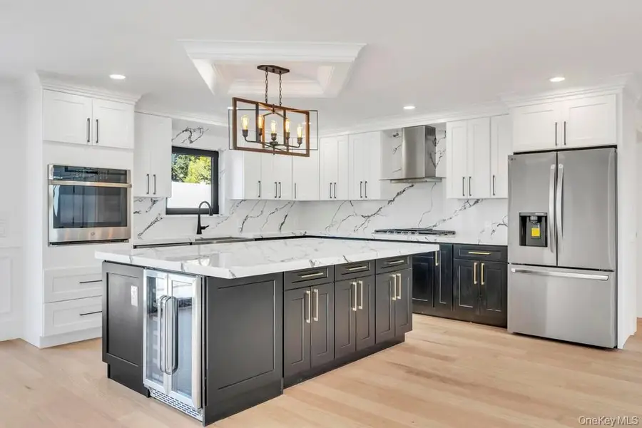 26 Fieldstone Drive, Syosset, NY 11791 - #2