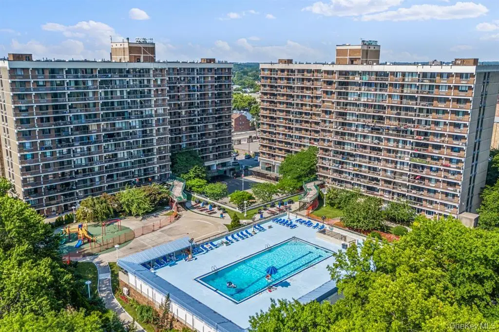 152-18 Union Turnpike #12R, Flushing, NY 11367 - #1