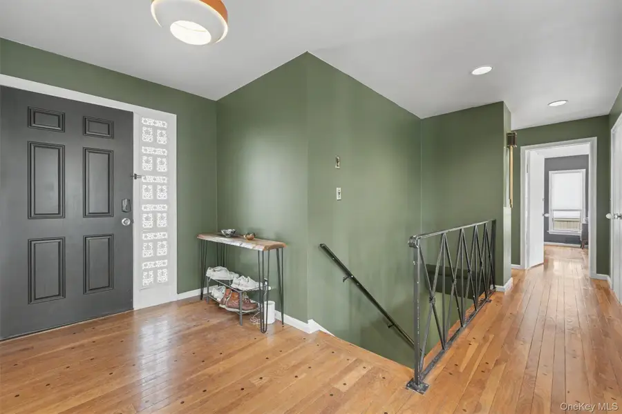 1304 Birch Hill Lane, Mamaroneck, NY 10543 - #3