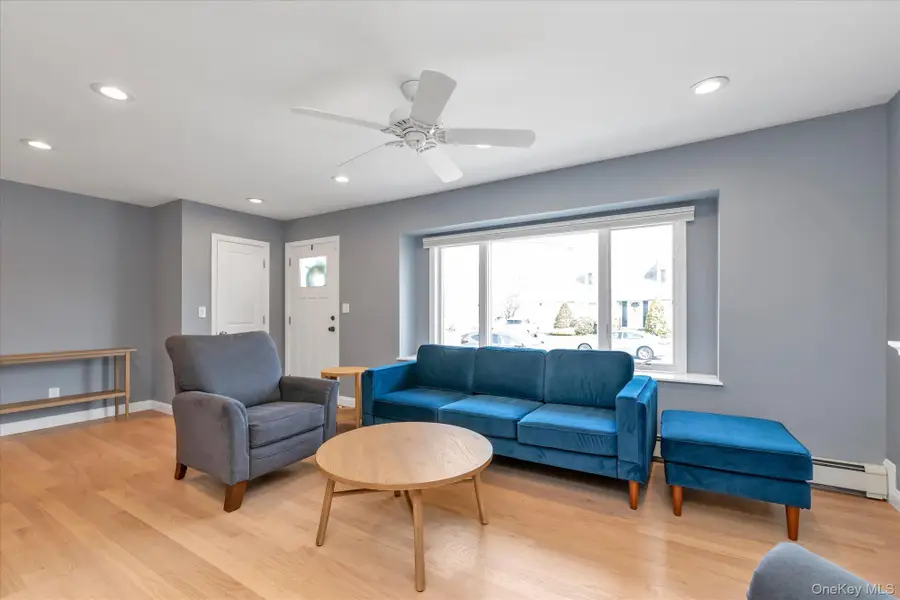 6 Birch Lane, Massapequa Park, NY 11762 - #2