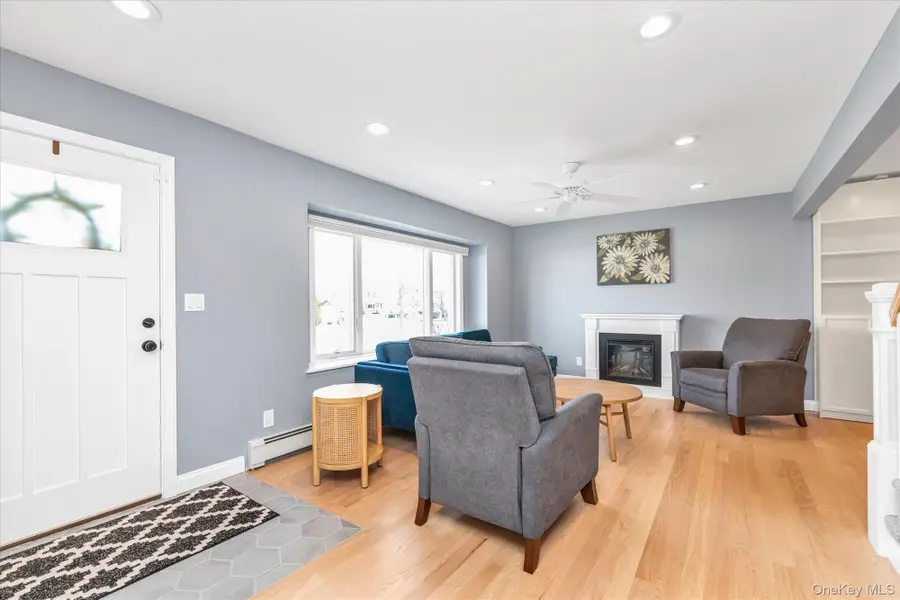 6 Birch Lane, Massapequa Park, NY 11762 - #3