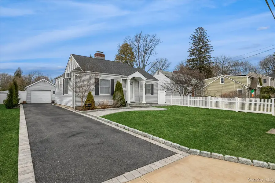 413 3rd Street, East Northport, NY 11731 - #2