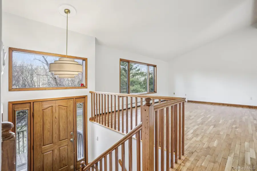 597 Saddle River Road, Chestnut Ridge, NY 10952 - #3