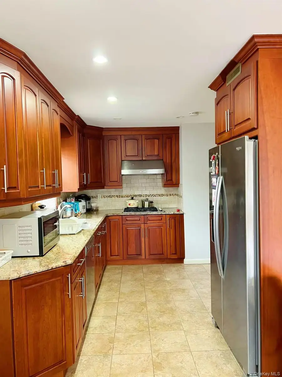 260-01 57th Avenue, Little Neck, NY 11362 - #2