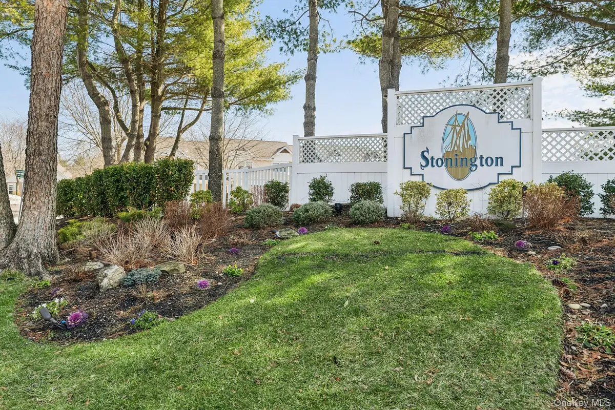 4 Commodore Circle, Port Jefferson Station, NY 11776 - #1