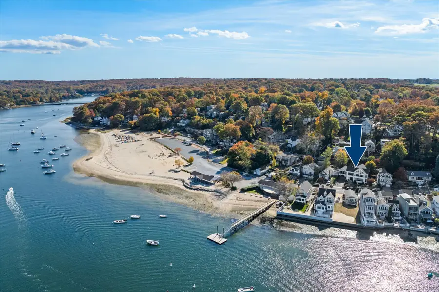 521 Adams Street, Centerport, NY 11721 - #2