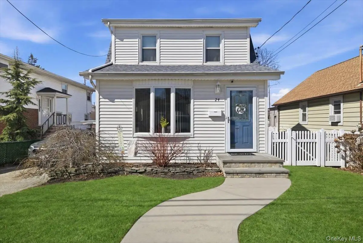 24 Catherine Avenue, Franklin Square, NY 11010 - #1