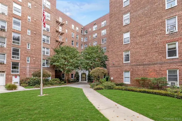 72-61 113th Street #4B, Forest Hills, NY 11375