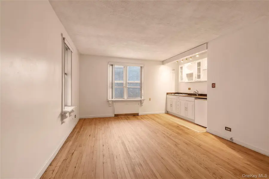 72-61 113th Street #4B, Forest Hills, NY 11375 - #2