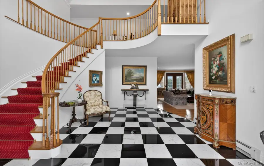 301 Berry Hill Road, Oyster Bay Cove, NY 11791 - #3