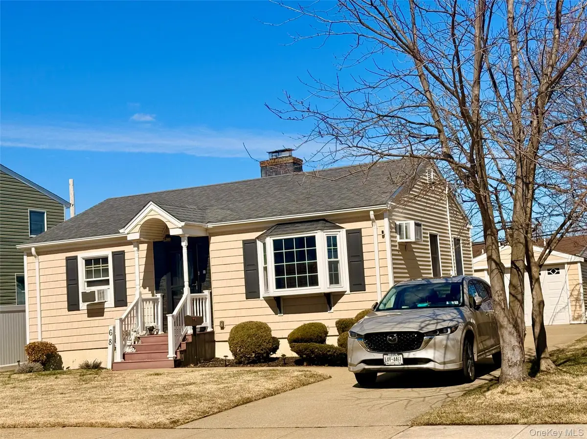 68 Robert Street, Freeport, NY 11520 - #1