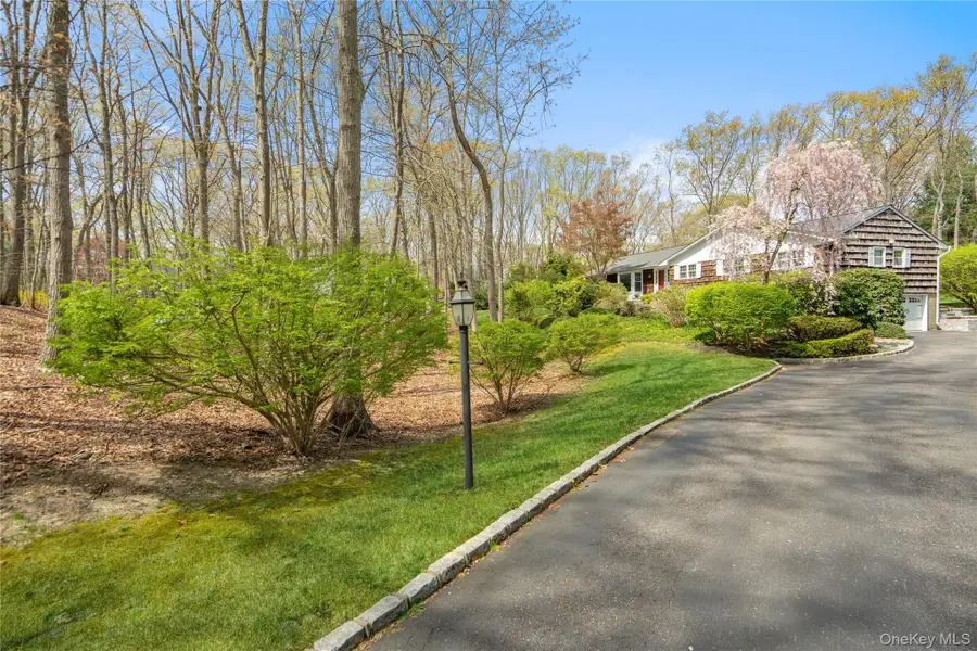 5 Mountain View Drive, Northport, NY 11768 - #2