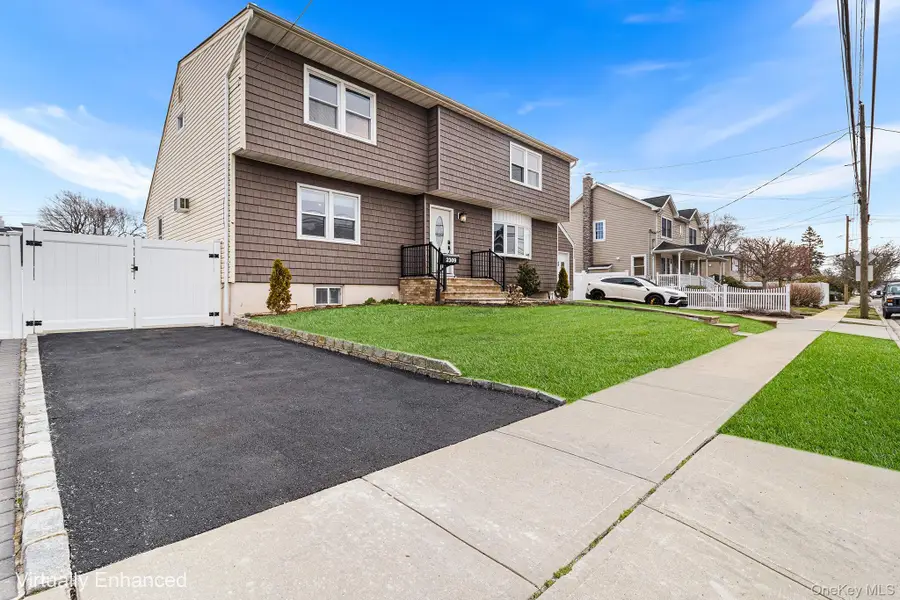 2309 Mattituck Avenue, Seaford, NY 11783 - #2