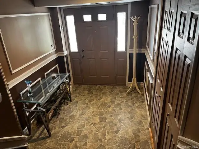 15 Elaine Place, Plainview, NY 11803 - #3