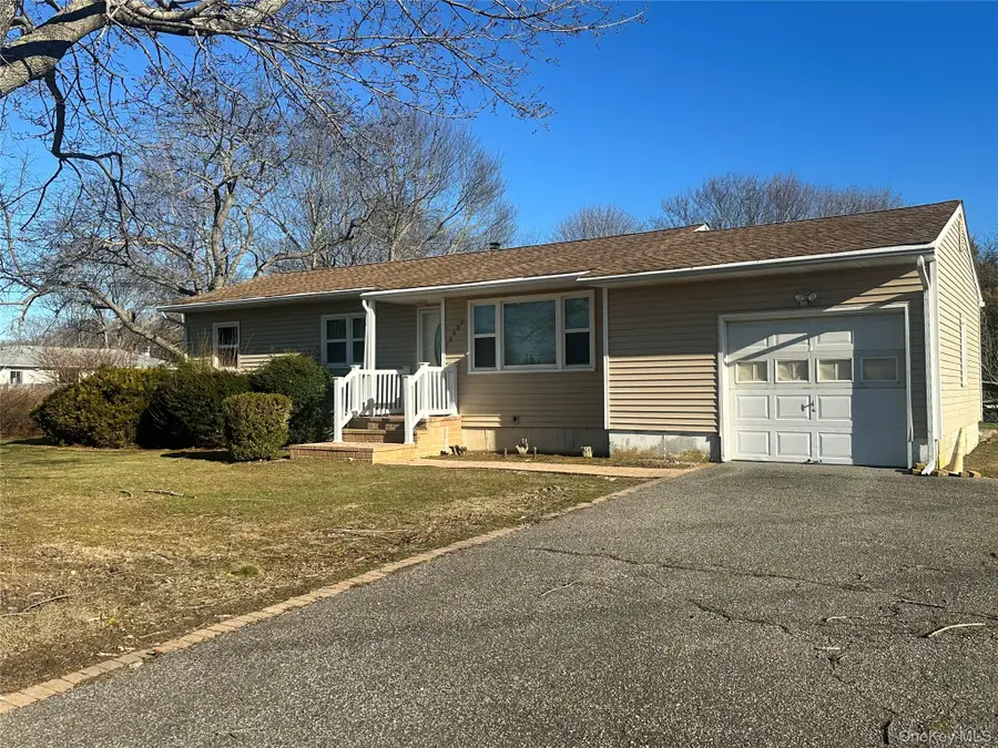 16400 County Road 48, Cutchogue, NY 11935 - #2