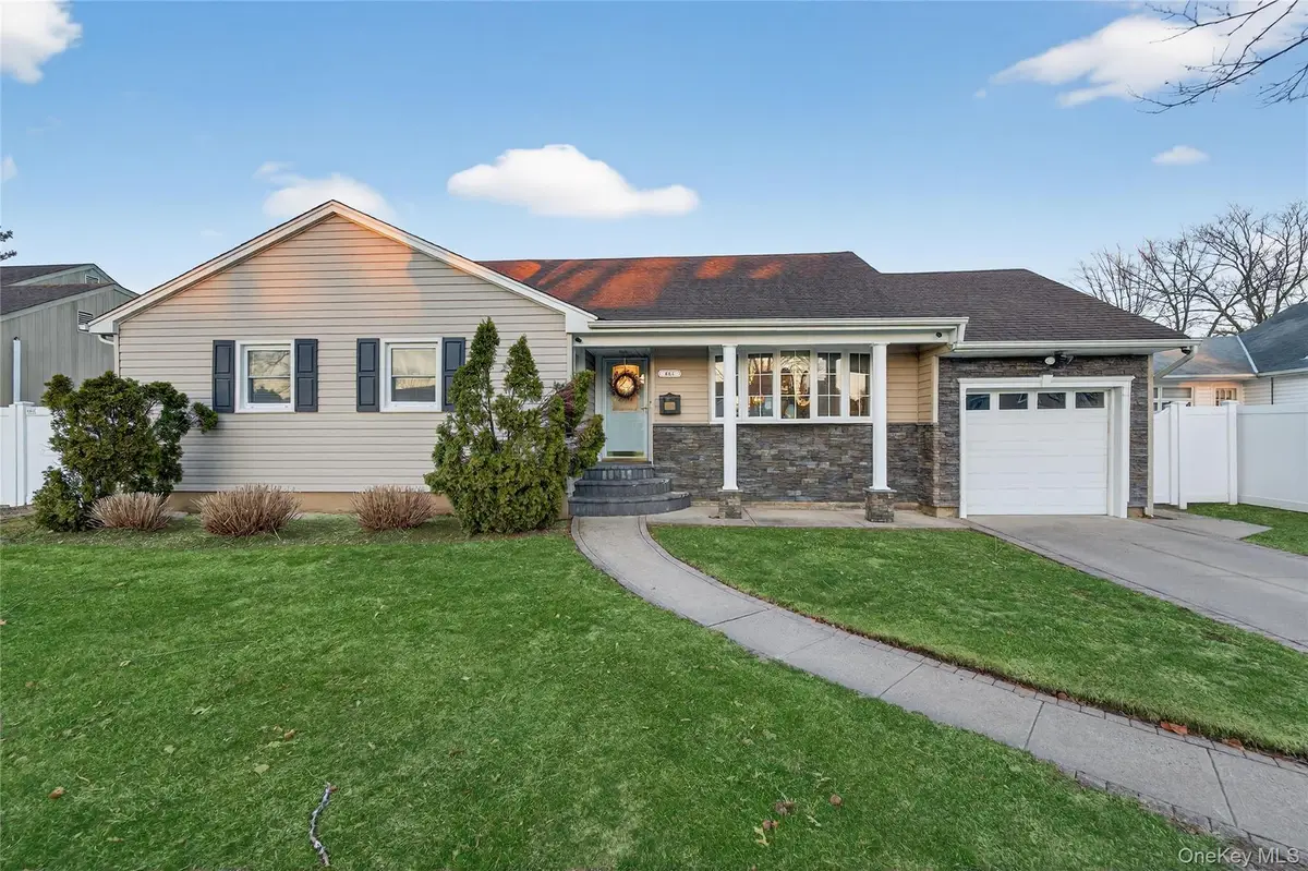 661 Garner Place, East Meadow, NY 11554 - #1