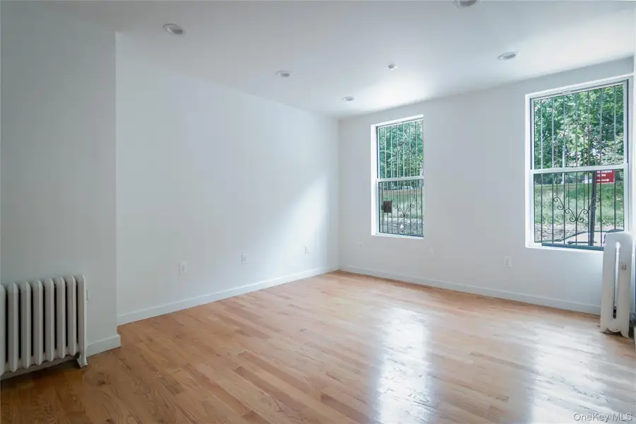 1501 Teller Avenue, Bronx, NY 10457 - #2