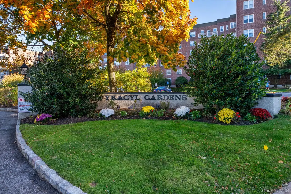 1273 North Avenue #7/2G, New Rochelle, NY 10804 - #1