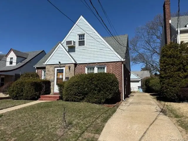11 Purdy Court, Rockville Centre, NY 11570 - #2