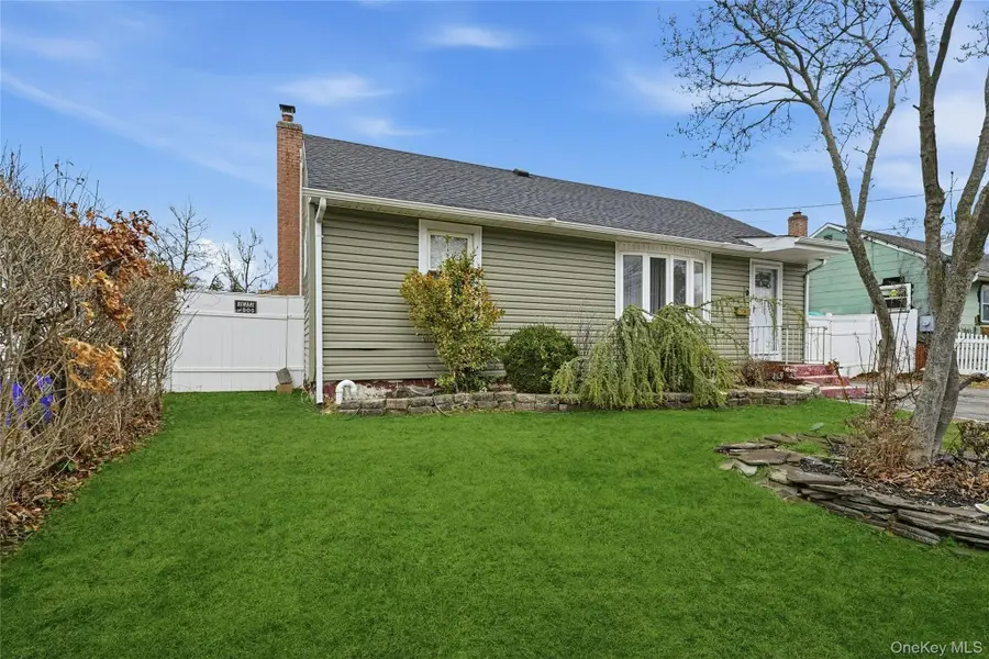 135 Cumberbach Street, Wyandanch, NY 11798 - #3