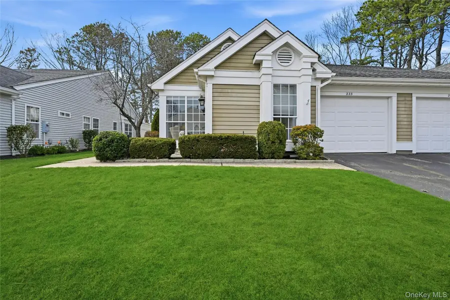 233 Glen Drive #233, Ridge, NY 11961 - #2