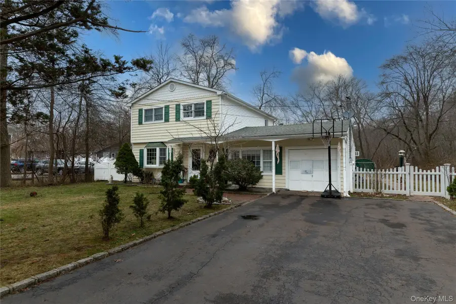 89 Sportsmen Street #4103, Central Islip, NY 11722 - #2