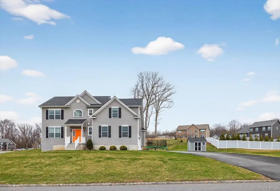 40 Highgrove Drive, Washingtonville, NY 10992 - #2