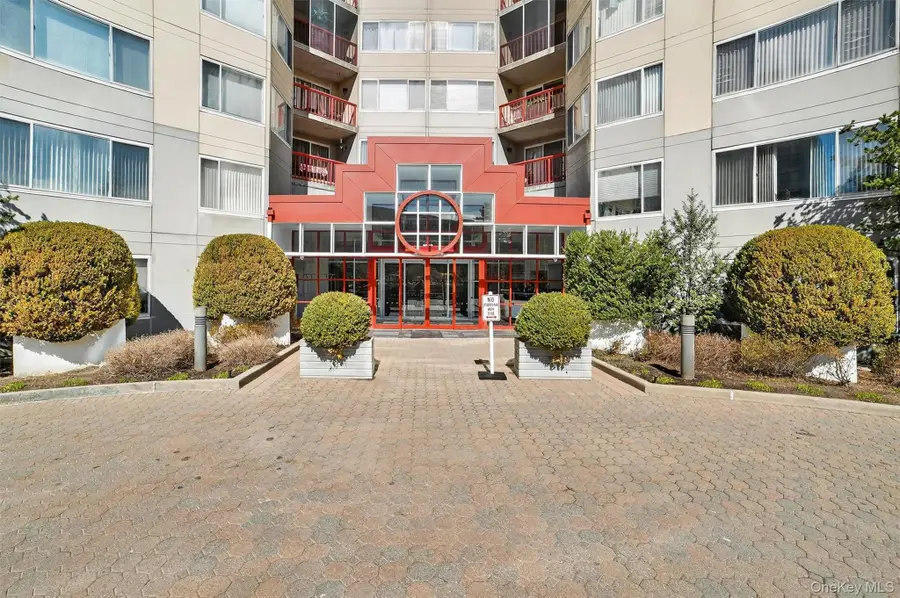 10 Stewart Place #3FE, White Plains, NY 10603 - #2