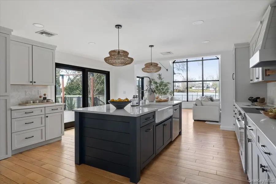 16 Shore Road, Patchogue, NY 11772 - #3