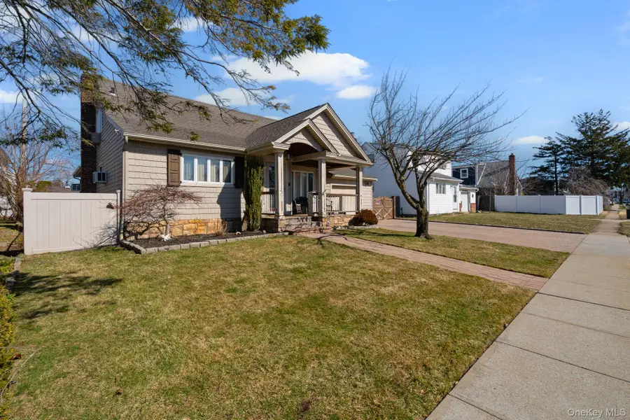 2637 Lexington Avenue, East Meadow, NY 11554 - #2