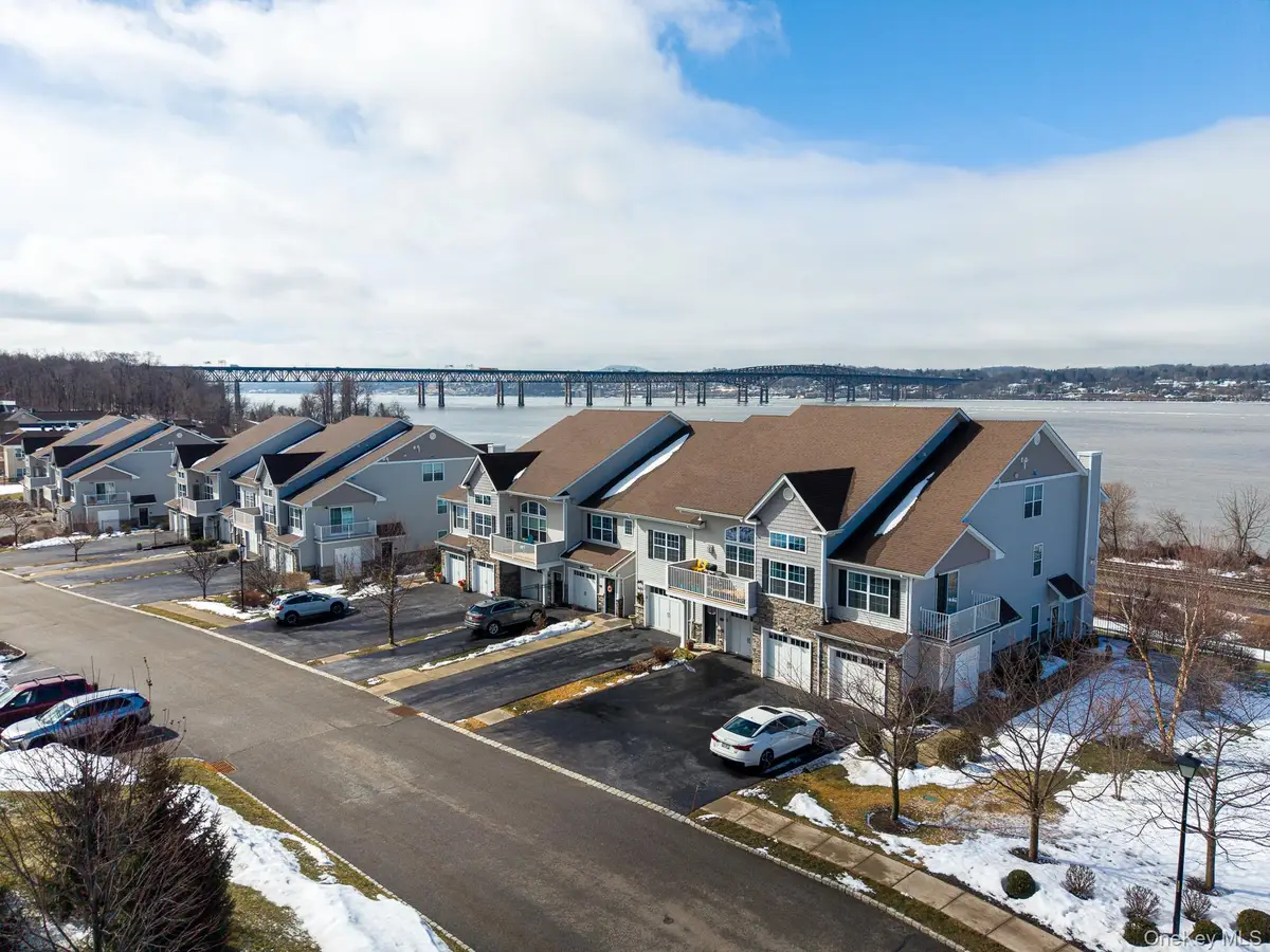 204 Sacandaga Loop, Wappingers Falls, NY 12590 - #1