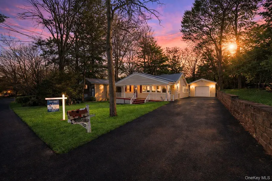 10 Pinedale Avenue, Farmingville, NY 11738 - #3