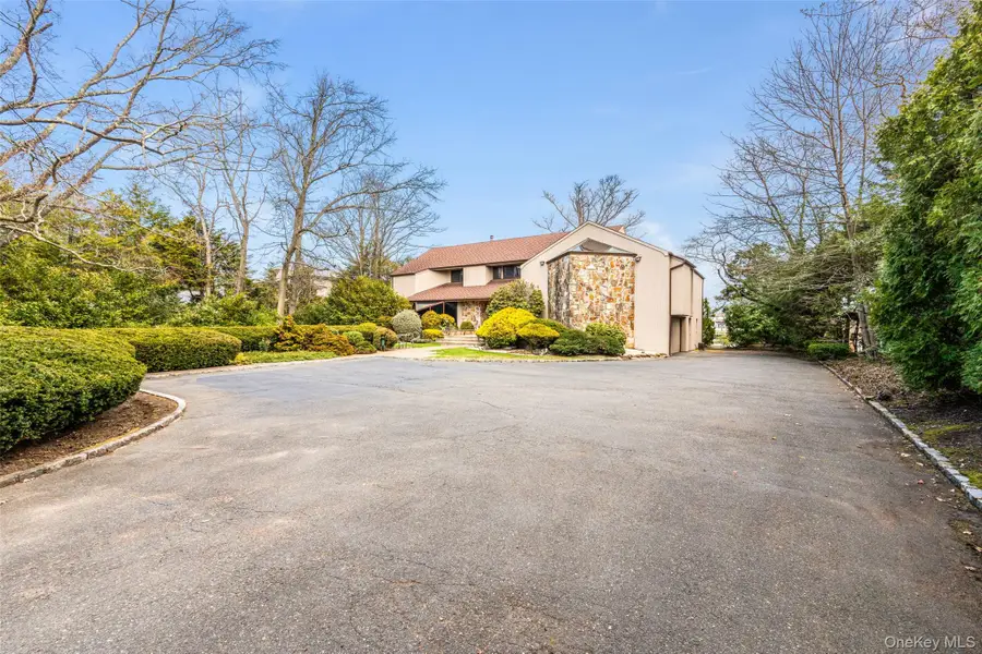 214 Cedar Avenue, Hewlett Bay Park, NY 11557 - #3