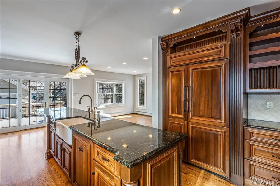 12 Davison Avenue, East Rockaway, NY 11518 - #3