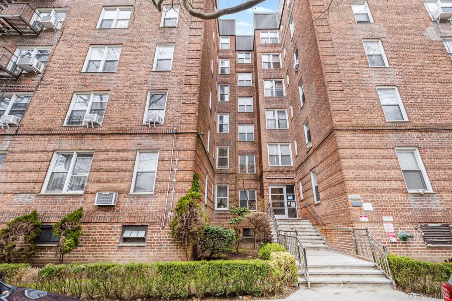 2552 E 7th Street #2J, Brooklyn, NY 11235 - #2