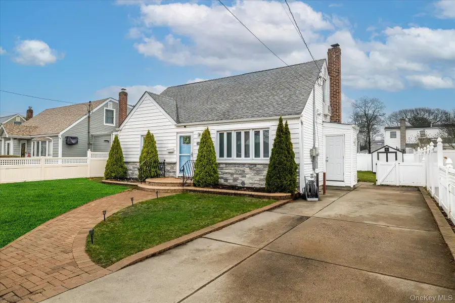 3357 4th Street, Oceanside, NY 11572 - #3