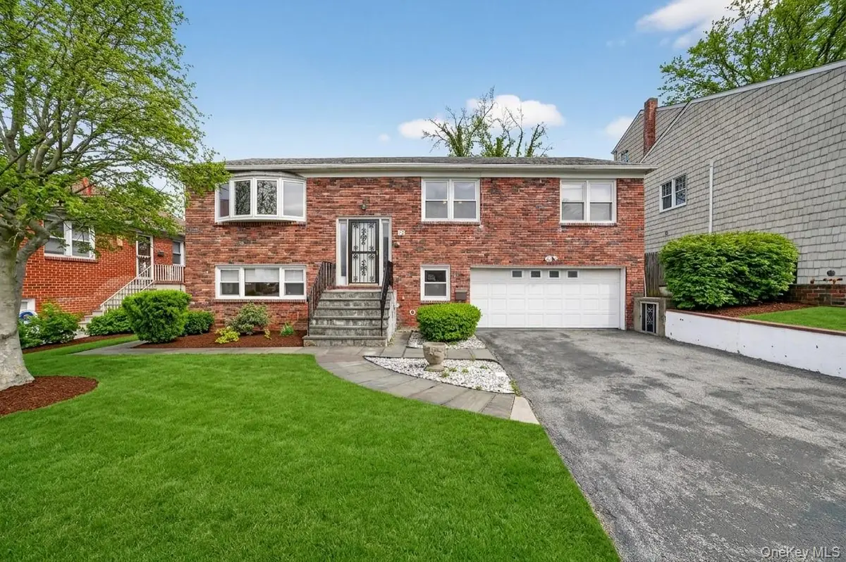 16 Patti Lane, Yonkers, NY 10701 - #1