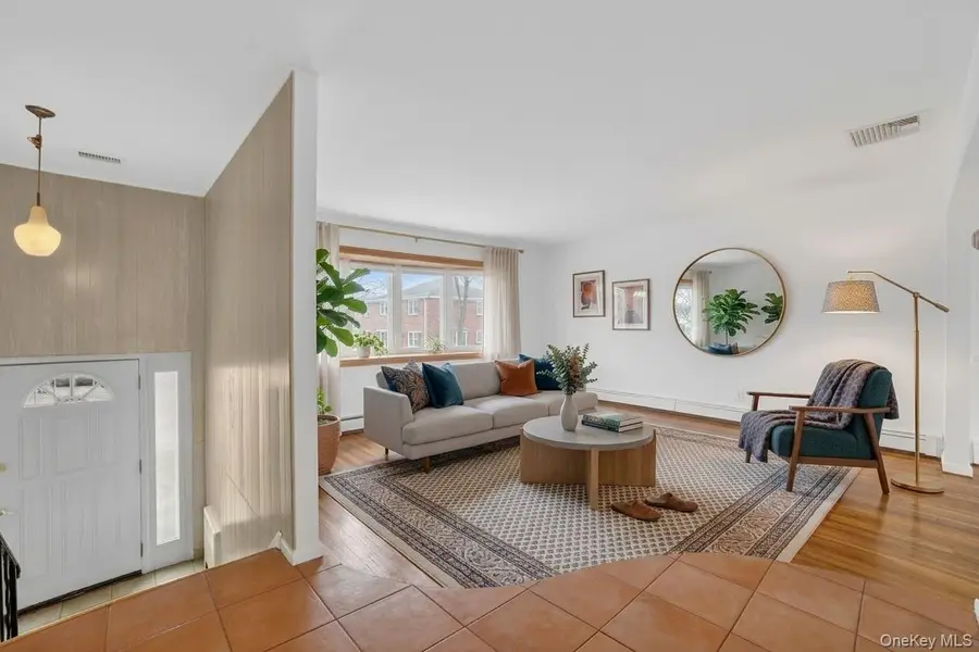 16 Patti Lane, Yonkers, NY 10701 - #3