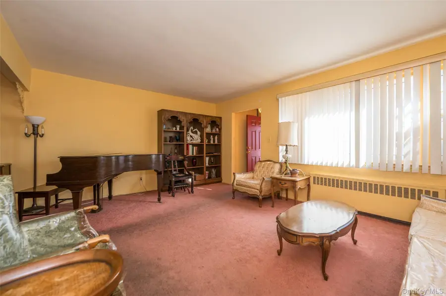 770 Palmetto Drive, Franklin Square, NY 11010 - #3