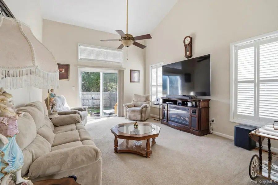 24 Brookville Way, Manorville, NY 11949 - #3