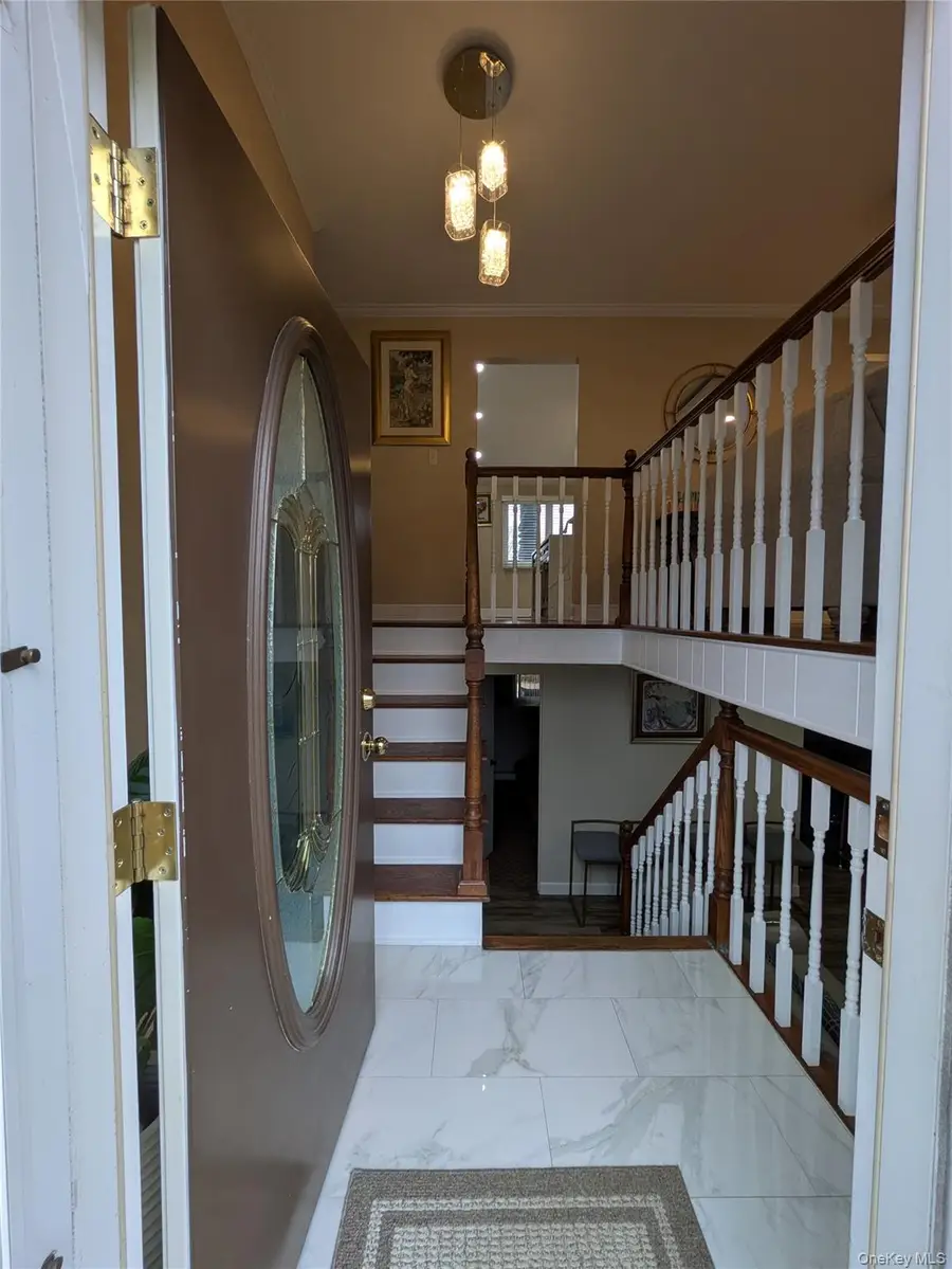 86 New Highway, Commack, NY 11725 - #2