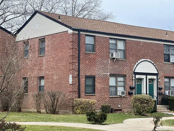 19617 73rd Avenue #2nd FL, Fresh Meadows, NY 11365